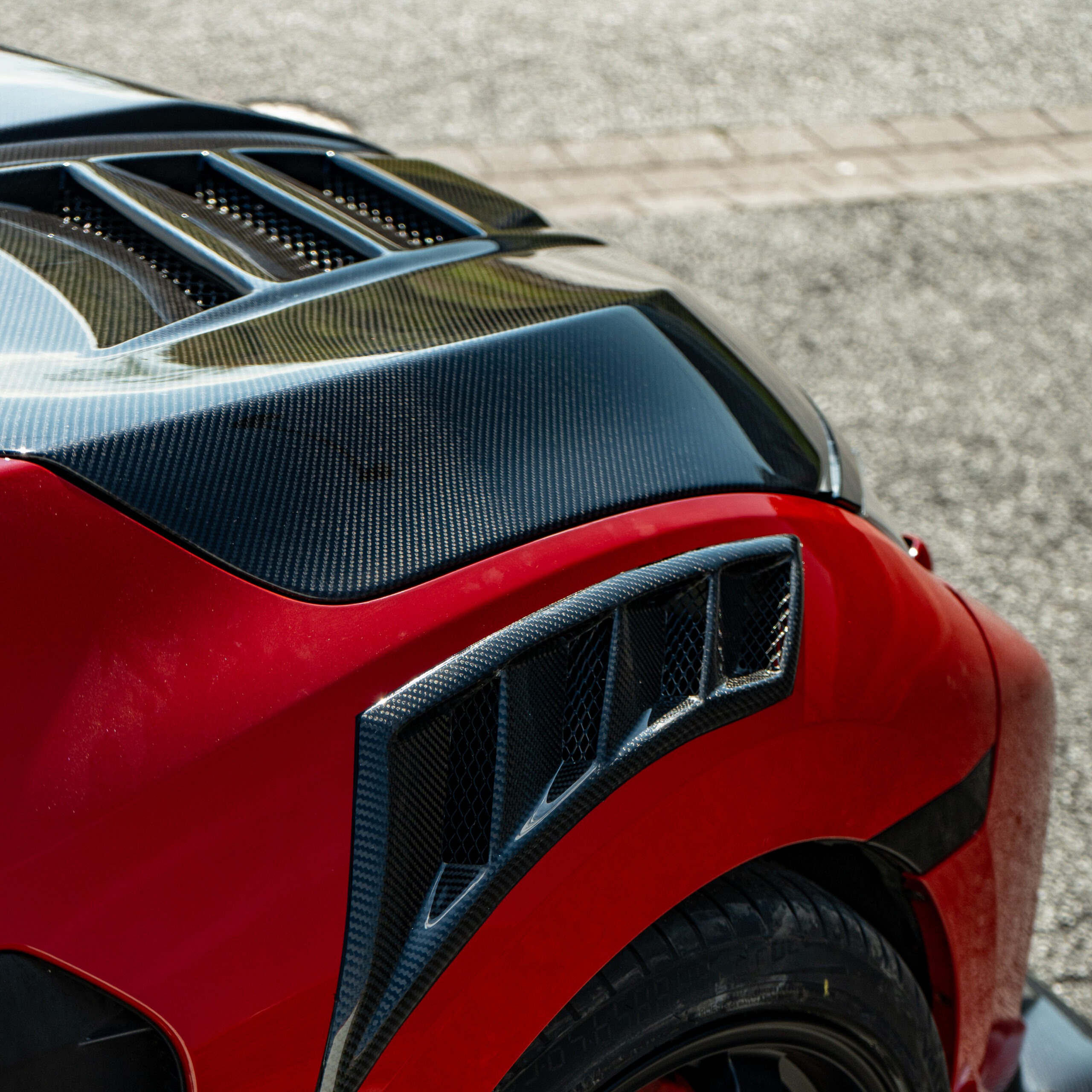 HONDA CIVIC TYPE R FK8 CARBON MOTORHAUBE INKL. MATERIALGUTACHTEN